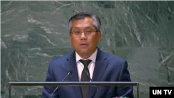 (၉၆) ကြိမ်မြောက် ကုလသမဂ္ဂအထွေထွေညီလာခံ Responsibility to Protect (R2P) မျက်နှာစုံညီအစည်းအဝေးတက်ရောက်မိန့်ခွန်းပြောနေတဲ့ ကုလသမဂ္ဂဆိုင်ရာ မြန်မာသံအမတ်ကြီး ဦးကျော်မိုးထွန်း။ (ဇူလိုင် ၁၊ ၂၀၂၄/Photo-UN Web TV SS)
