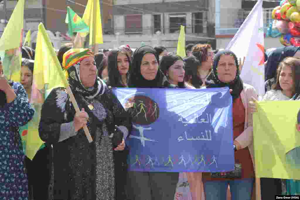 Li Qamîşlo Meşa Jinan di Roja Cîhanî ya Jinan de