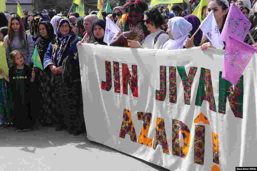 Meşa Jinan di Roja Cîhanî ya Jinan de li Qamîşlo