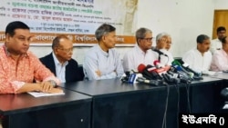 এক আলোচনা সভায় বিএনপি মহাসচিব মির্জা ফখরুল ইসলাম আলমগীর