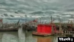 নৌবন্দরে হুঁশিয়ারি সংকেত