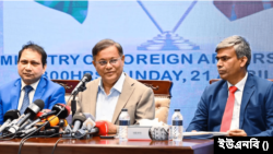 পররাষ্ট্র মন্ত্রণালয়ে পররাষ্ট্রমন্ত্রী হাছান মাহমুদ। ২১ এপ্রিল, ২০২৪।