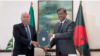 ব্রাজিলের পররাষ্ট্রমন্ত্রী মাউরো ভিয়েরার সঙ্গে বাংলাদেশের পররাষ্ট্রমন্ত্রী ড. হাছান মাহমুদ। ৭ এপ্রিল, ২০২৪।