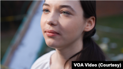 Кіра - одна з тисяч українських дітей, які були незаконно депортовані Росією з України