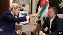 جان کری وزیر خارجه آمریکا و ملک عبدالله دوم پادشاه اردن در امان پایتخت اردن دیدار کردند. 24 اکتبر 2015