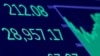 Un detalle de un cierre beneficioso para el promedio Dow Jones a inicios de 2020 y que ha fluctuado, pero ha conservado ganancias a pesar de los estragos de la pandemia de coronavirus en las economías de todo el mundo.