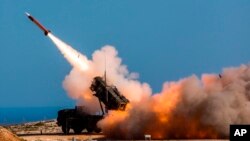 Ілюстративне фото. Запуск ракети з системи Patriot під час навчань у Греції NATO Missile Firing Installation, 8 листопада 2017. Sebastian Apel/U.S. Department of Defense/AP