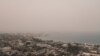 El polvo procedente del desierto del Sahara flota sobre la ciudad de Bridgetown, Barbados. Junio 23 de 2020.