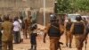 Les forces de sécurité dans les rues de Ouagadougou, au Burkina, le 22 mai 2018.