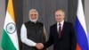 အိန္ဒိယဝန်ကြီးချုပ် Narendra Modi နဲ့ ရုရှားသမ္မတ Vlladimir Putin တို့ ဥဇဘက်ကစ္စတန်၊ Samarkand မြို့က SCO ညီလာခံမှာ တွေ့ဆုံကြစဥ်။ (စက်တင်ဘာ ၁၆၊ ၂၀၂၂)