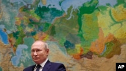 Представник Держдепу США повідомив, що посолки США Лінн Трейсі не буде в країні.