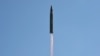 북한이 4일 대륙간탄도미사일(ICBM) 화성-14형 발사에 성공했다고 발표했다. 사진은 발사되는 대륙간 탄도미사일 '화성-14'. 