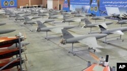 Дрони іранського виробництва під час церемонії їхньої передачі Національній армії Ірану. 20 квітня 2023 року. Фото: Іранська армія/AP