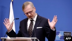 "Я думаю, що перші поставки будуть в Україні в червні”, - сказав прем'єр-міністр Чехії Петр Фіала. Фото: Kenzo Tribouillard/ AFP